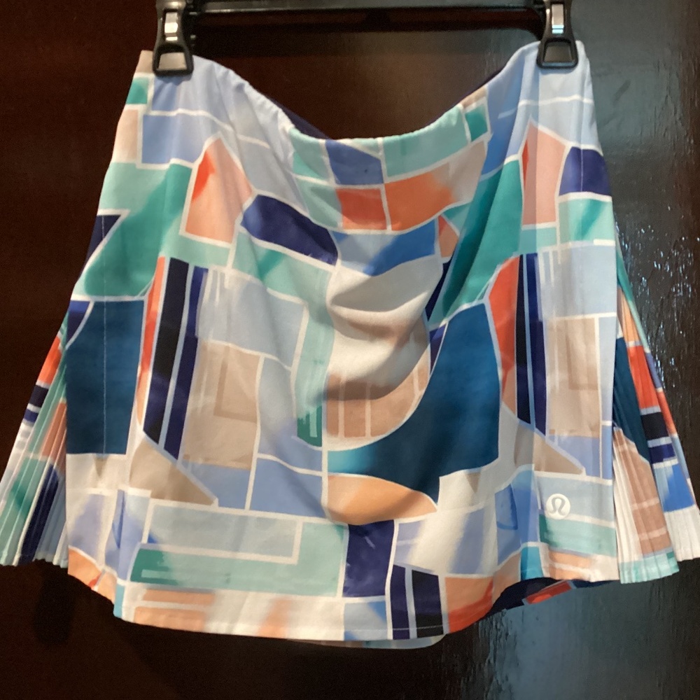 Lululemon pleat of pleat skort size 12